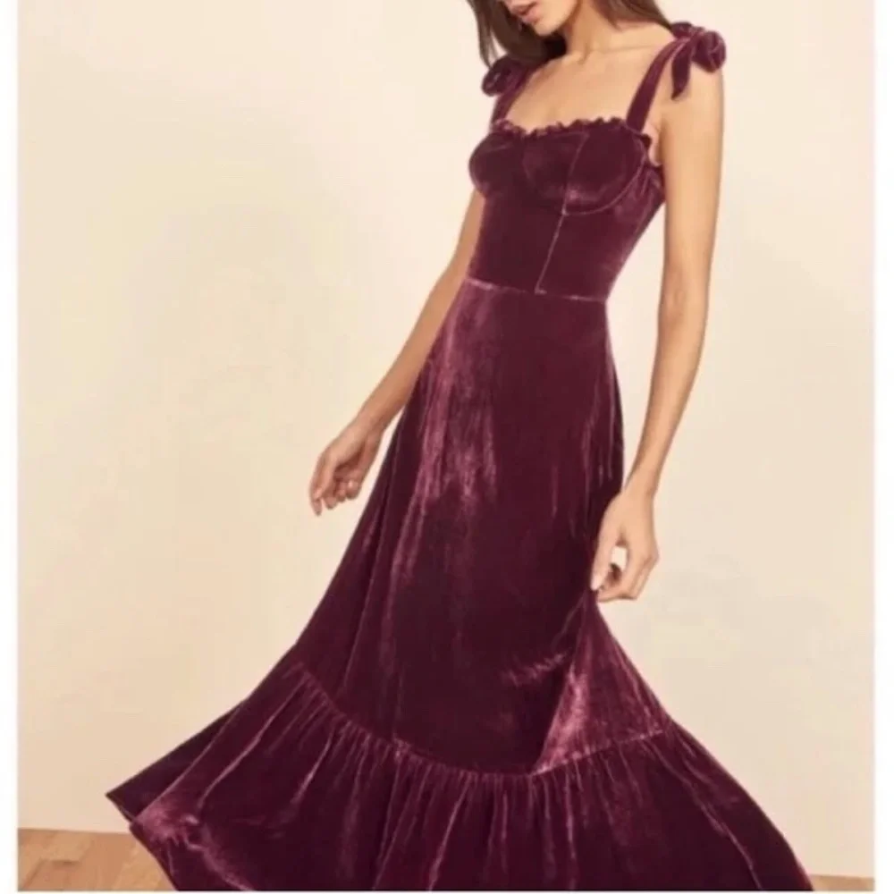 Reformation Antoinette Dress Red Velvet 8 - Picture 2 of 11